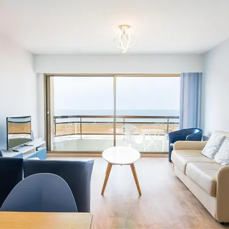 Bright With Kitchen Apartamento Middelkerke