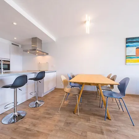 Bright With Kitchen *