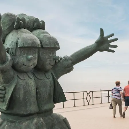 Modern With Direct Sea View *